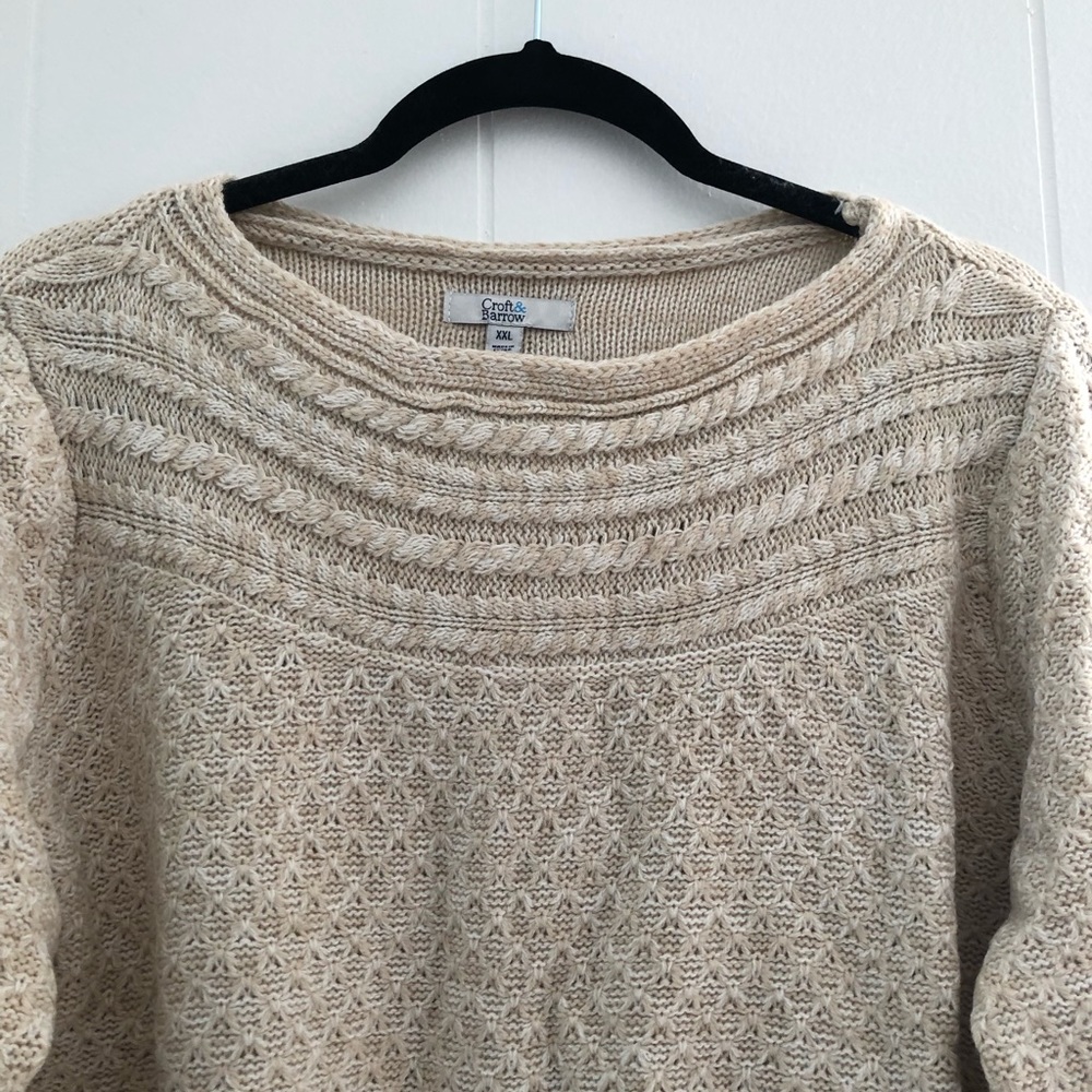 🌷Cream sweater - Picture 2 of 9